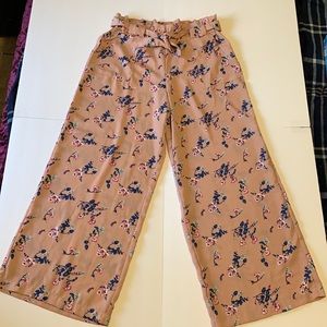 Maze XL Pink Wide Leg floral flower pants.